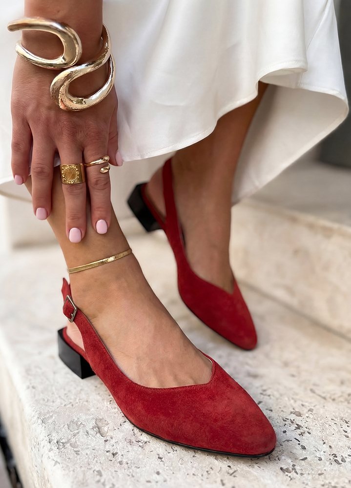 Туфлі босоніжки гострий ніс червона замша Rose 8666-28