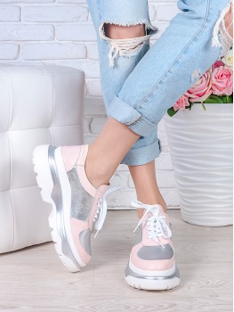 Кроссовки кожаные Balenc!aga пудра 6999-28